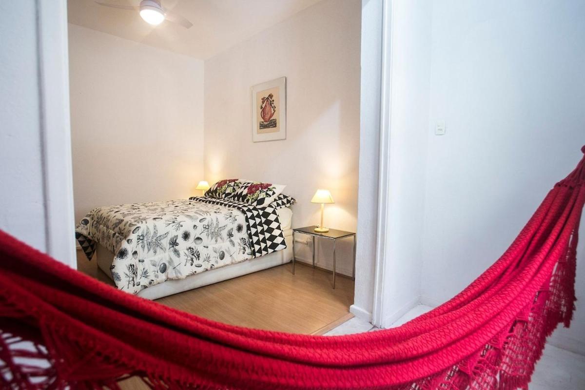 Апартаменты 2 Quartos Em Copacabana 200 Metros Da Praia Рио-де-Жанейро Экстерьер фото